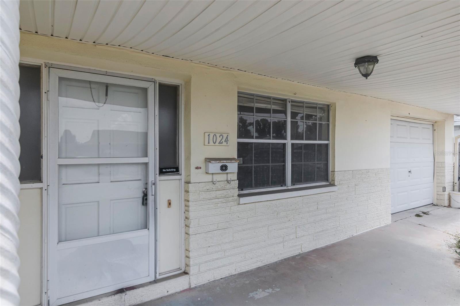 1024 Viking Dr, Holiday, FL 34691 photo