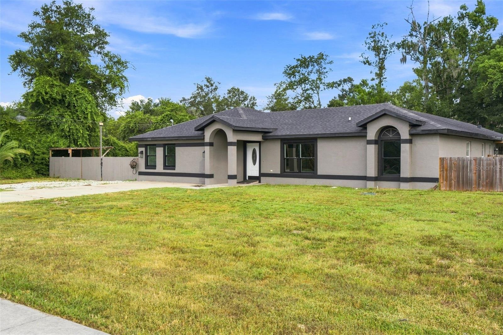 1300 Adeline St, Orange City, FL 32763 photo