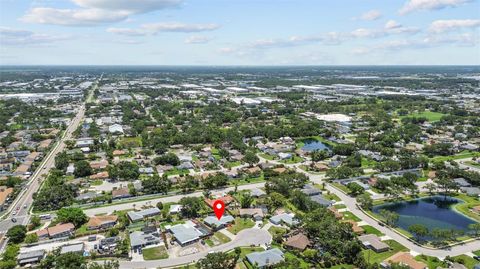 Single Family Residence in SARASOTA FL 6921 8TH STREET COURT 44.jpg