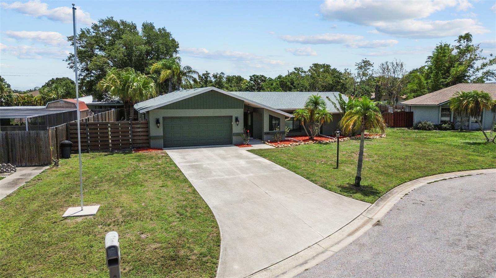 Single Family Residence in SARASOTA FL 6921 8TH STREET COURT 42.jpg