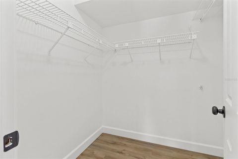 Single Family Residence in SARASOTA FL 6921 8TH STREET COURT 28.jpg