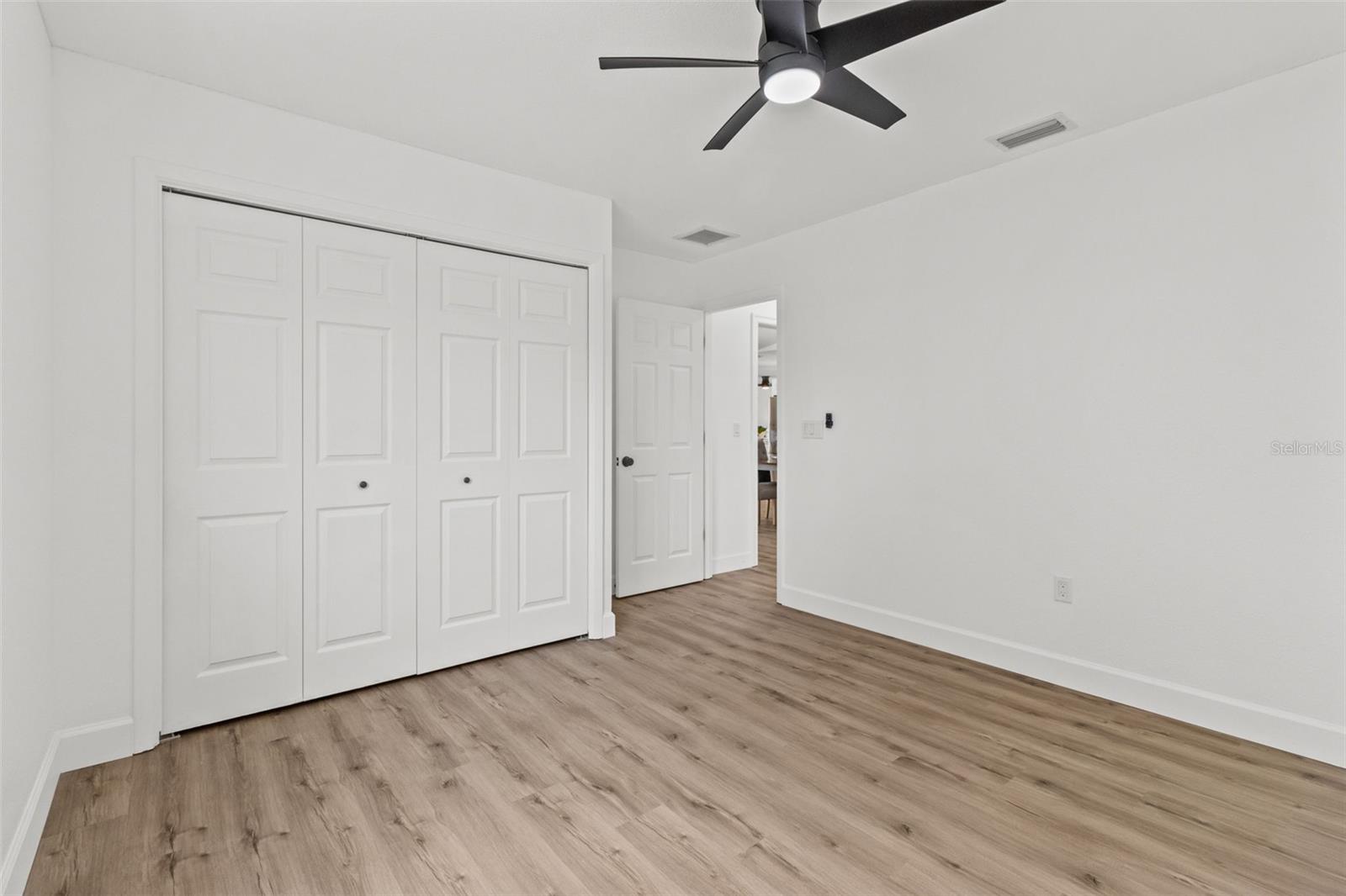 Single Family Residence in SARASOTA FL 6921 8TH STREET COURT 23.jpg