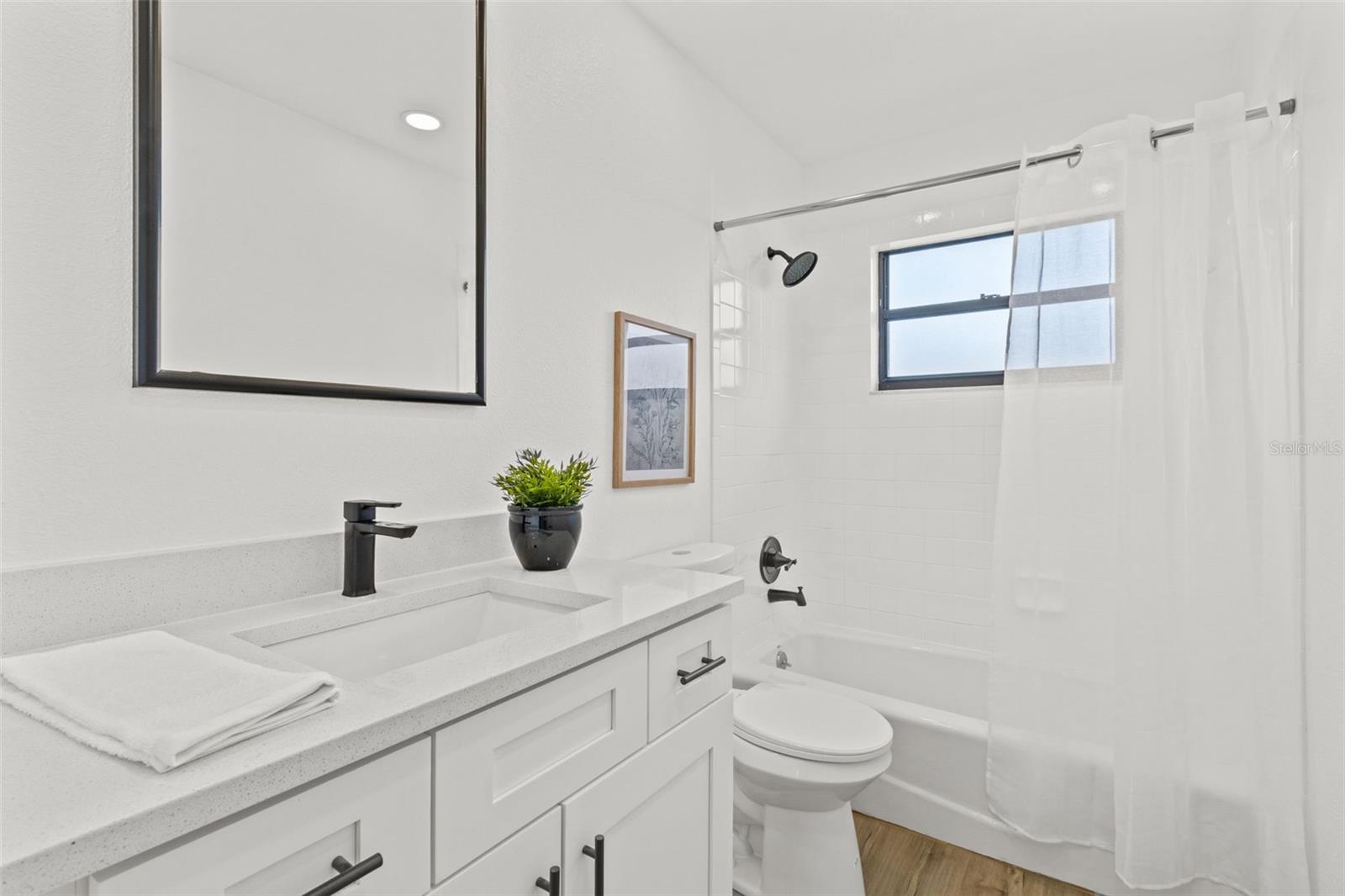 Single Family Residence in SARASOTA FL 6921 8TH STREET COURT 21.jpg