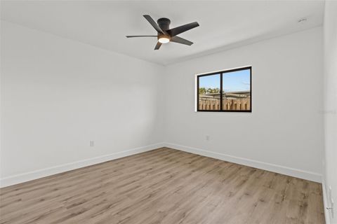 Single Family Residence in SARASOTA FL 6921 8TH STREET COURT 19.jpg