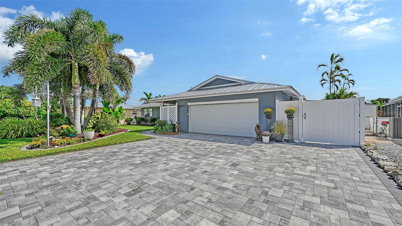 4919 Coral Blvd, Bradenton, FL 34210 photo