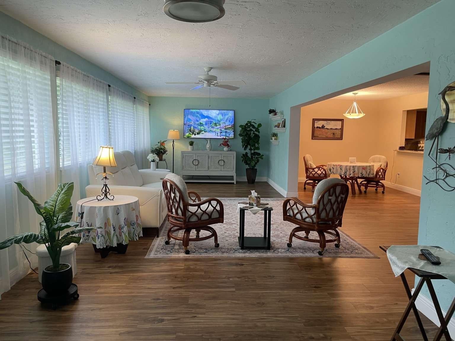 5624 Palm Aire Dr #V 105, Sarasota, FL 34243 photo