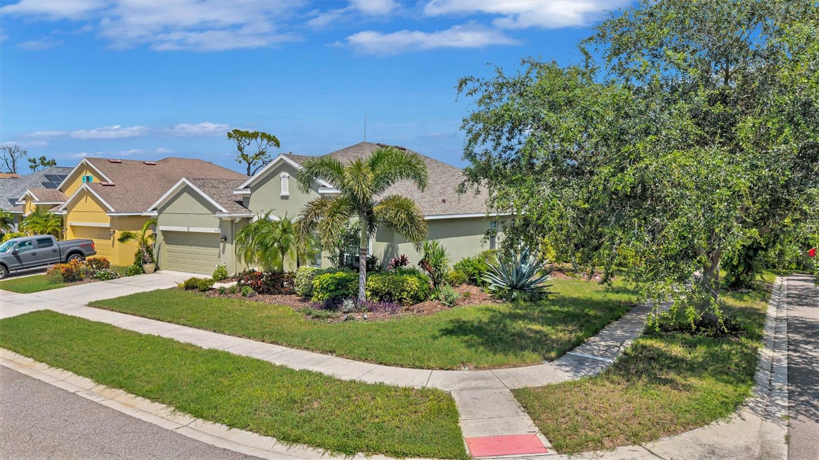1503 Yale Castle Ct, Ruskin, FL 33570 photo