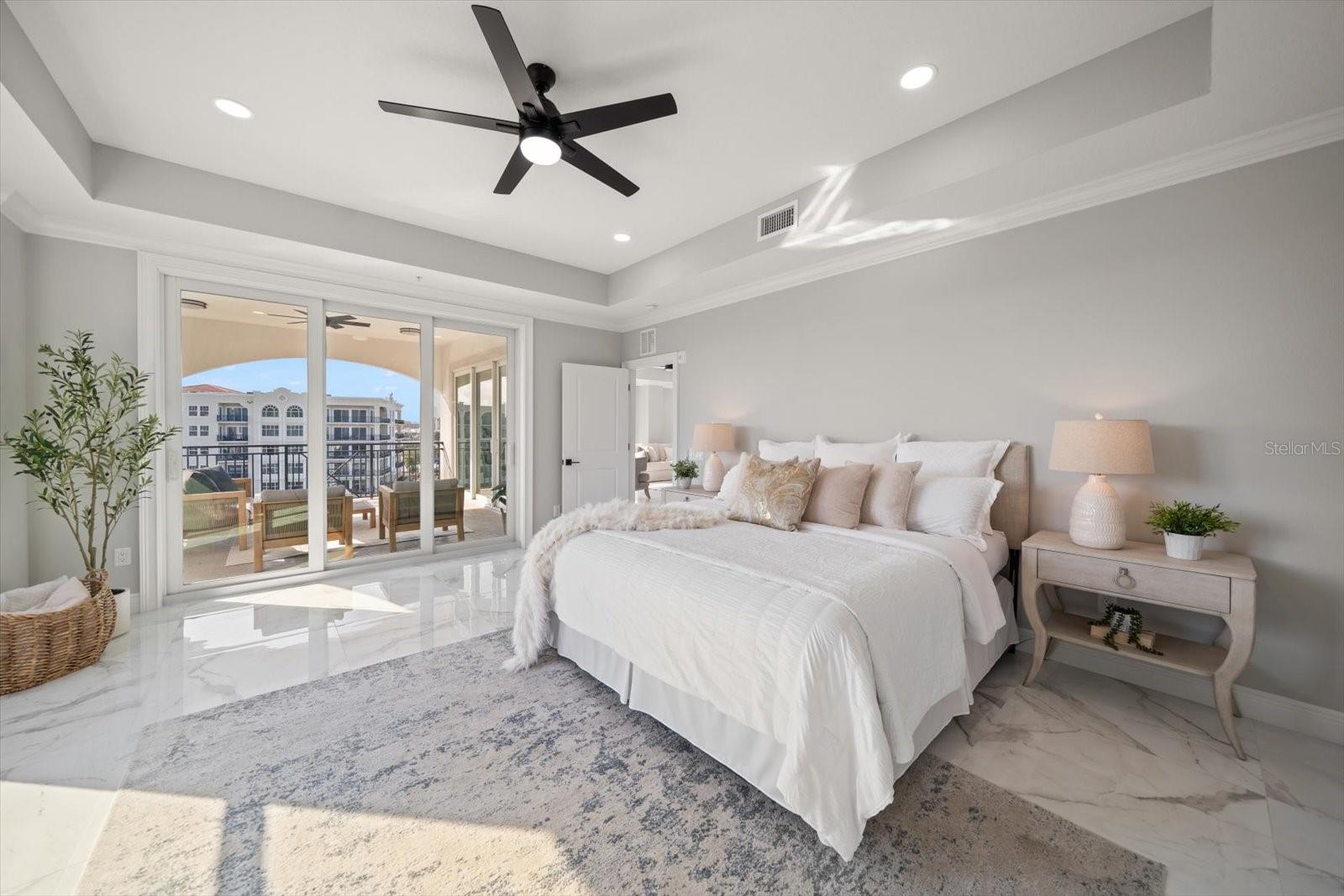 211 Dolphin Pt #501, Clearwater, FL 33767 photo