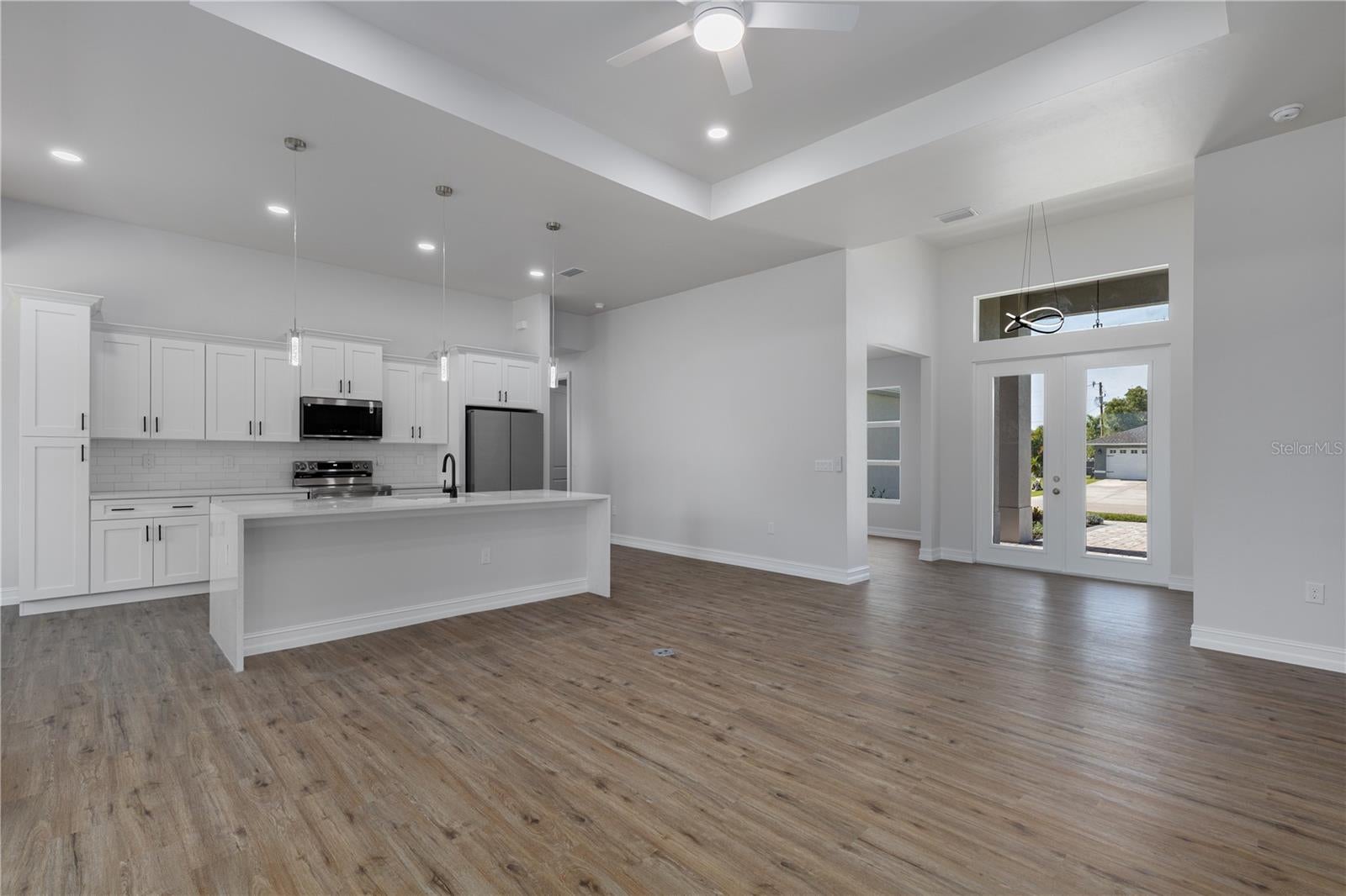 521 NW 5 St, Cape Coral, FL 33993 photo