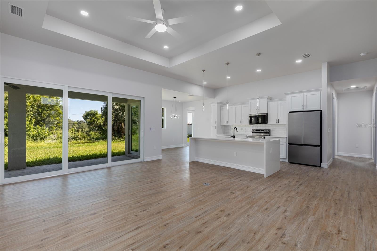 521 NW 5 St, Cape Coral, FL 33993 photo