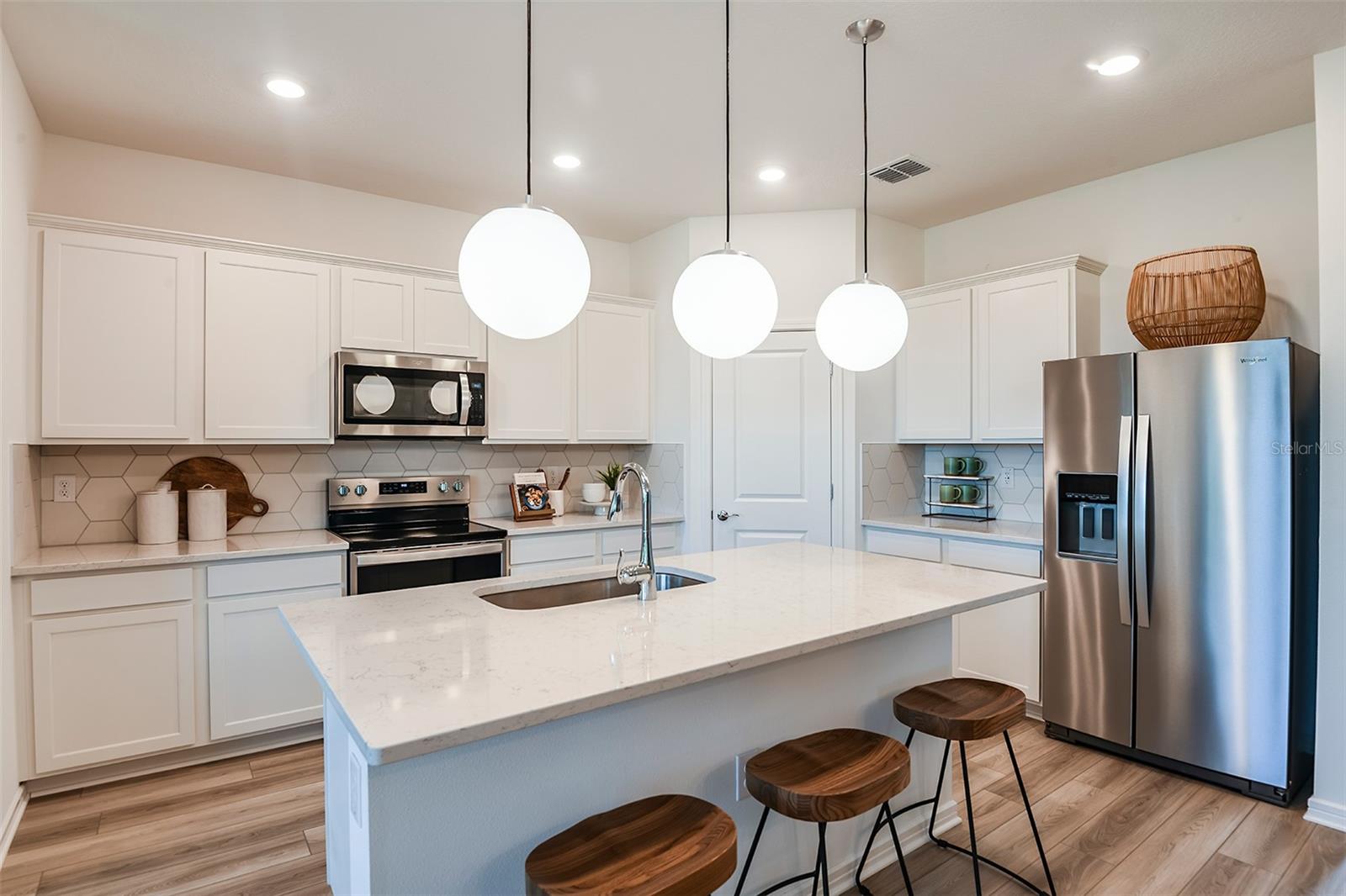 3663 Obsidian Dr, Spring Hill, FL 34609 photo