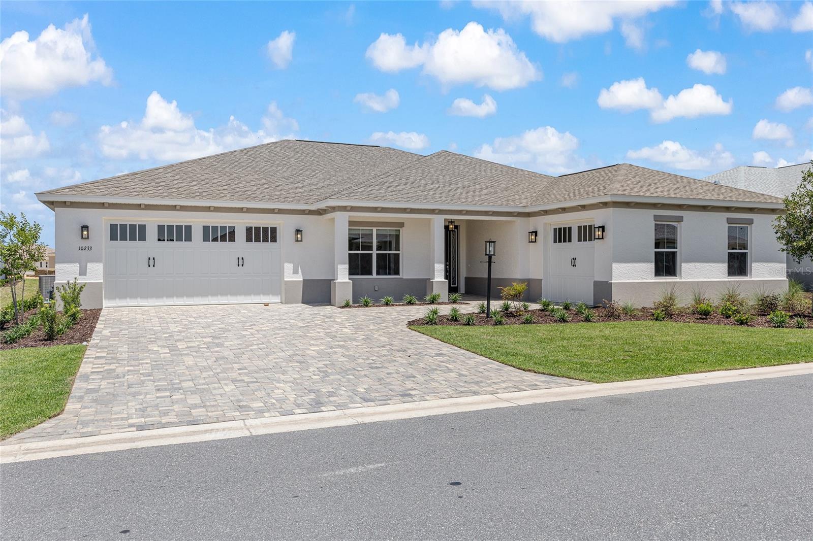 10233 82 Place Rd, Ocala, FL 34481