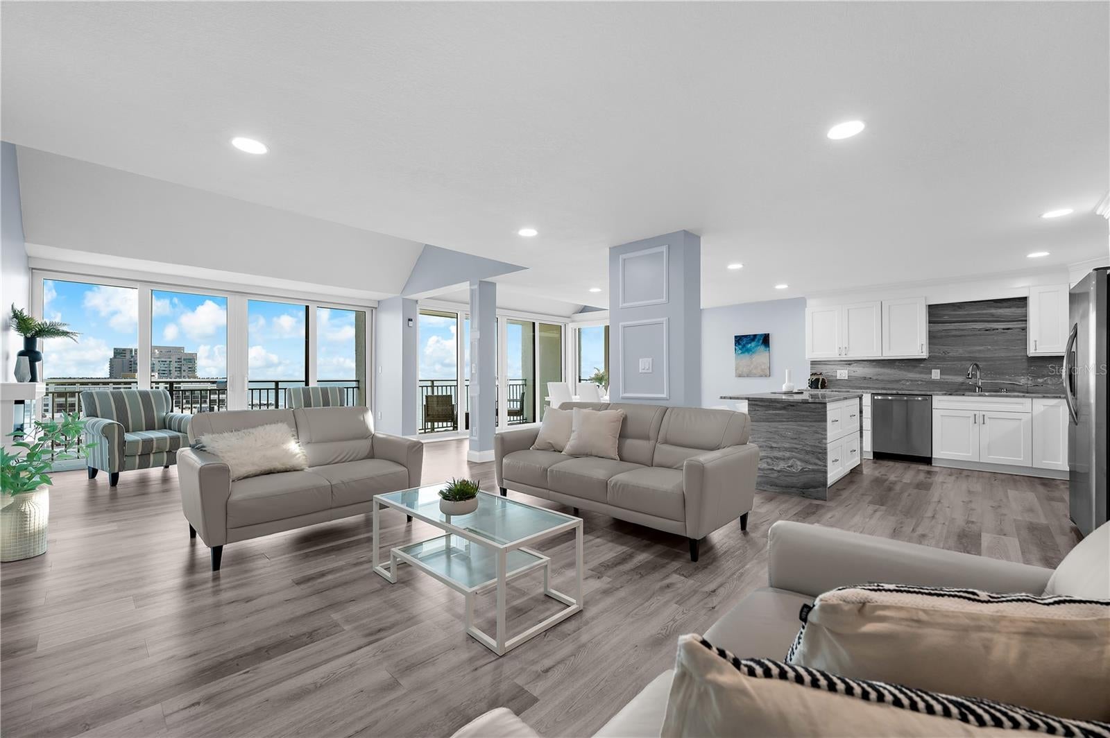 1380 Gulf Blvd #PENTHOUSE 5, Clearwater Beach, FL 33767 photo