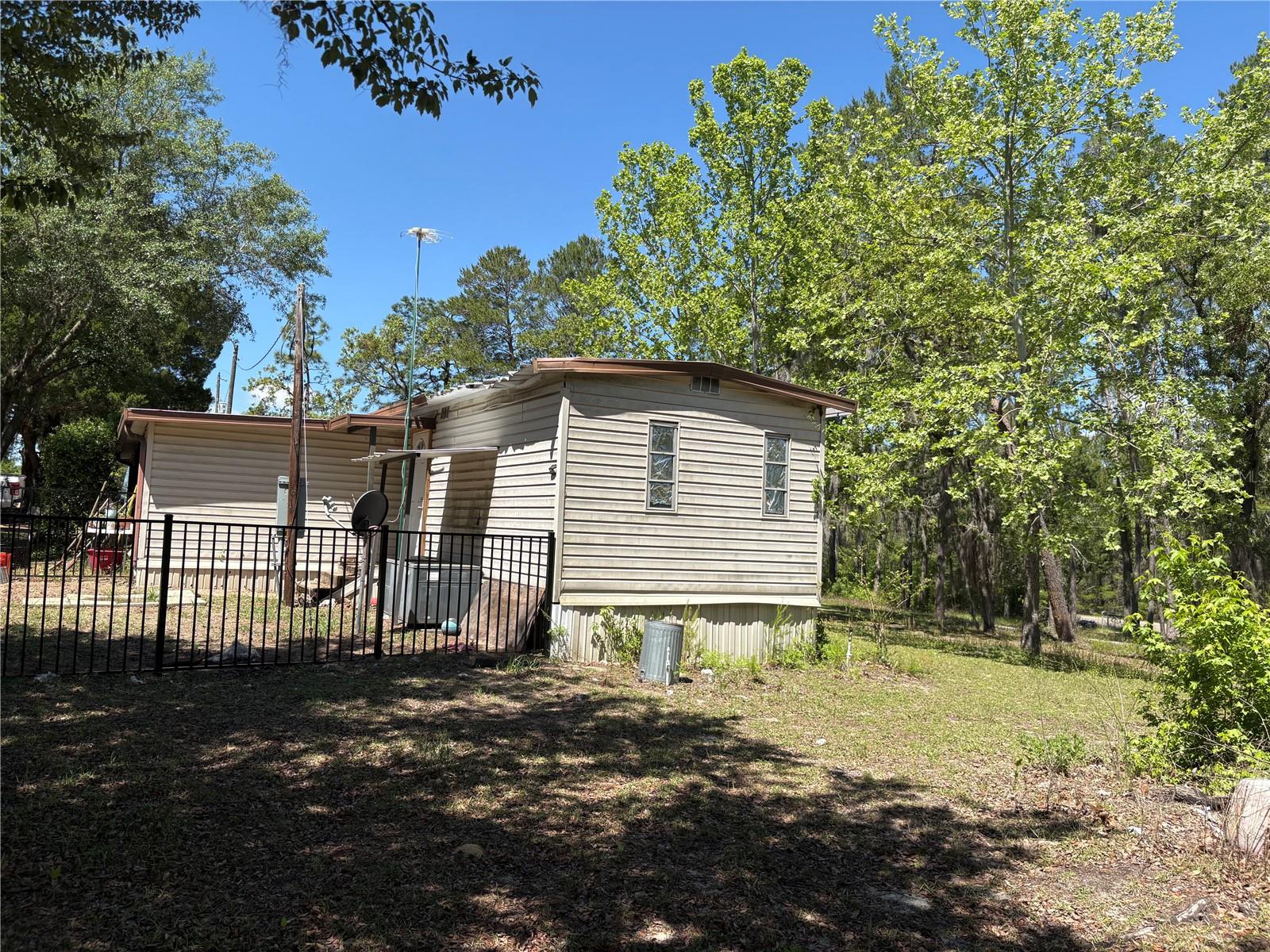 Mobile Home in FLORAHOME FL 1882 BELLAMY ROAD 29.jpg