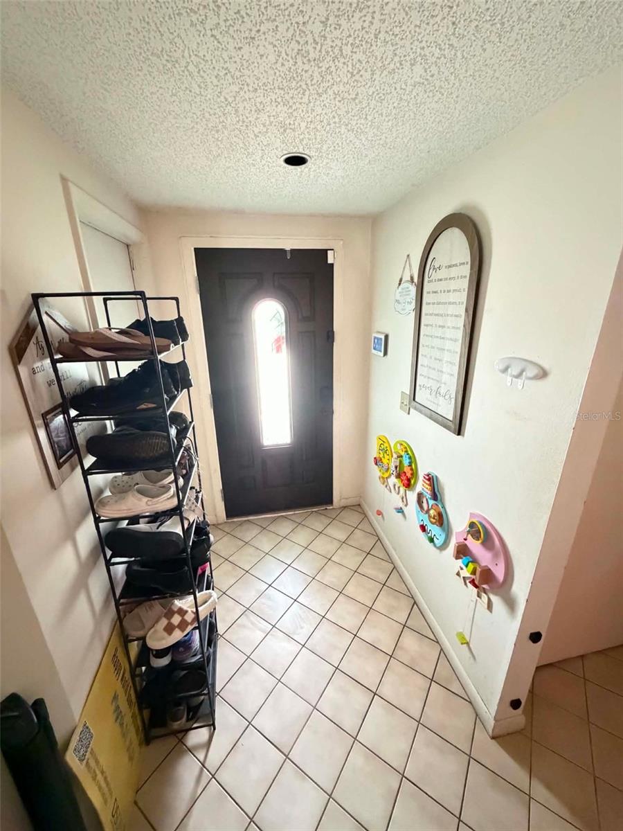 6415 Monterey Blvd, Tampa, FL 33625 photo