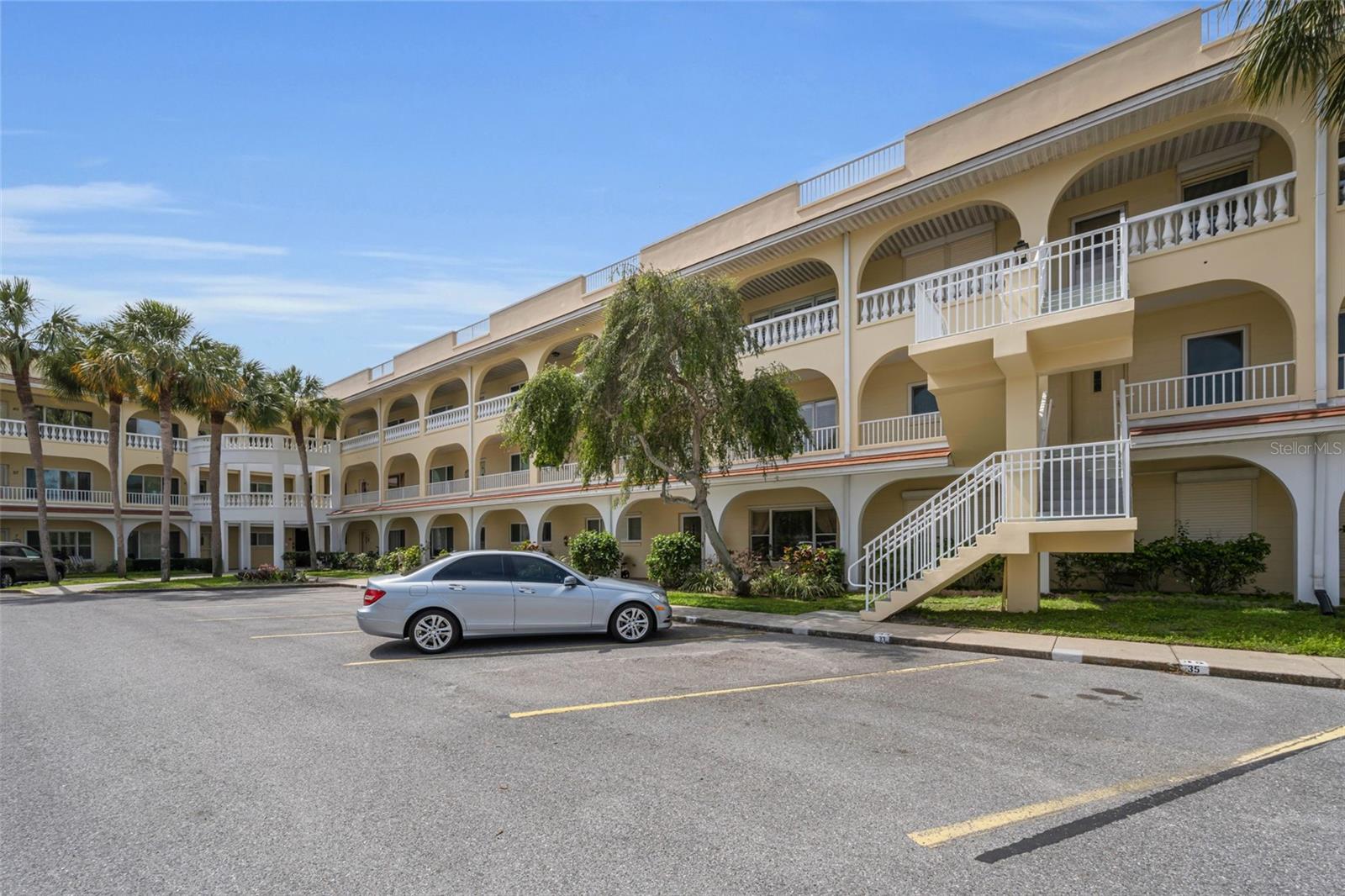 2223 Philippine Dr, Clearwater, FL 33763