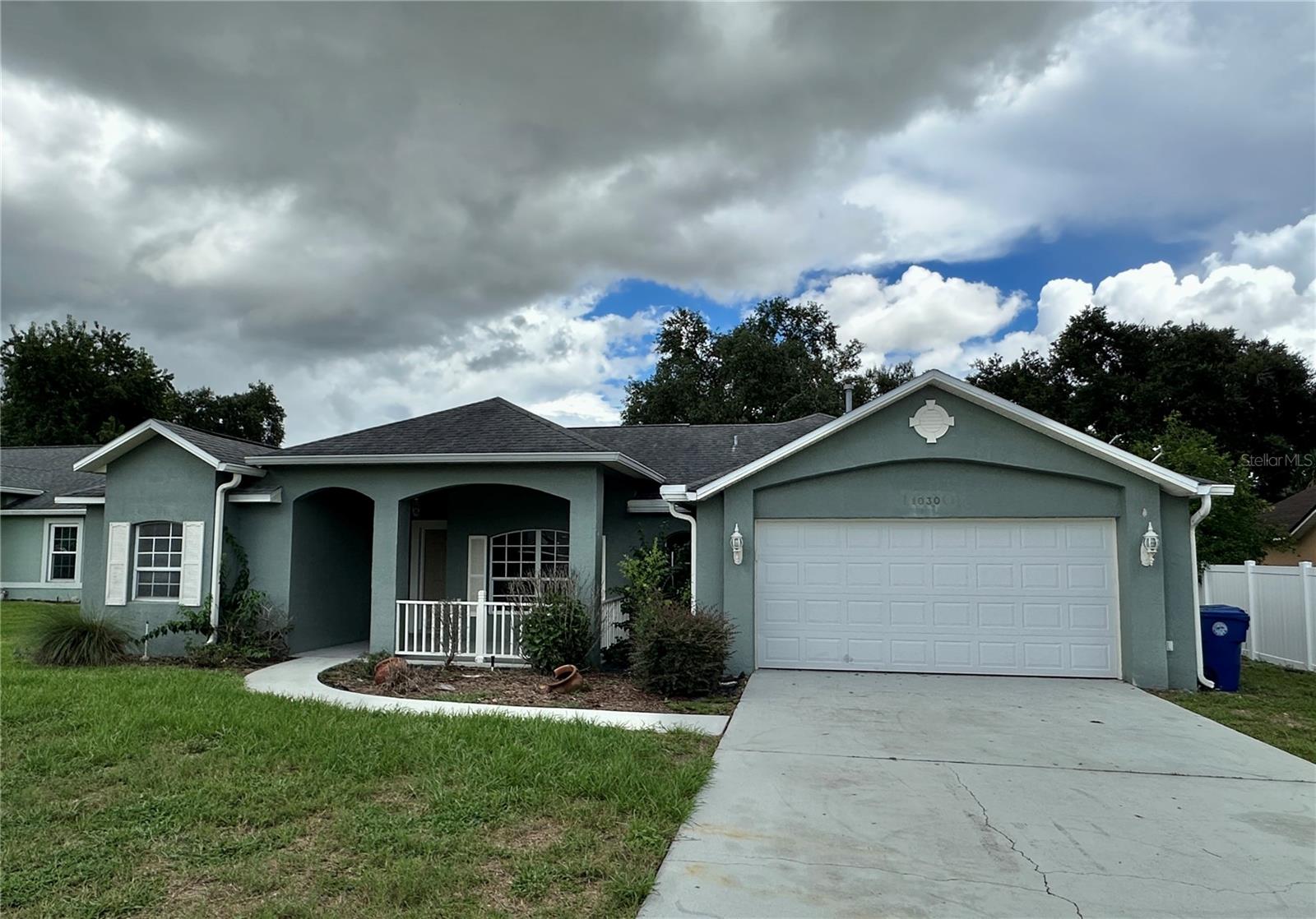 1030 High Ridge Ct, Minneola, FL 34715