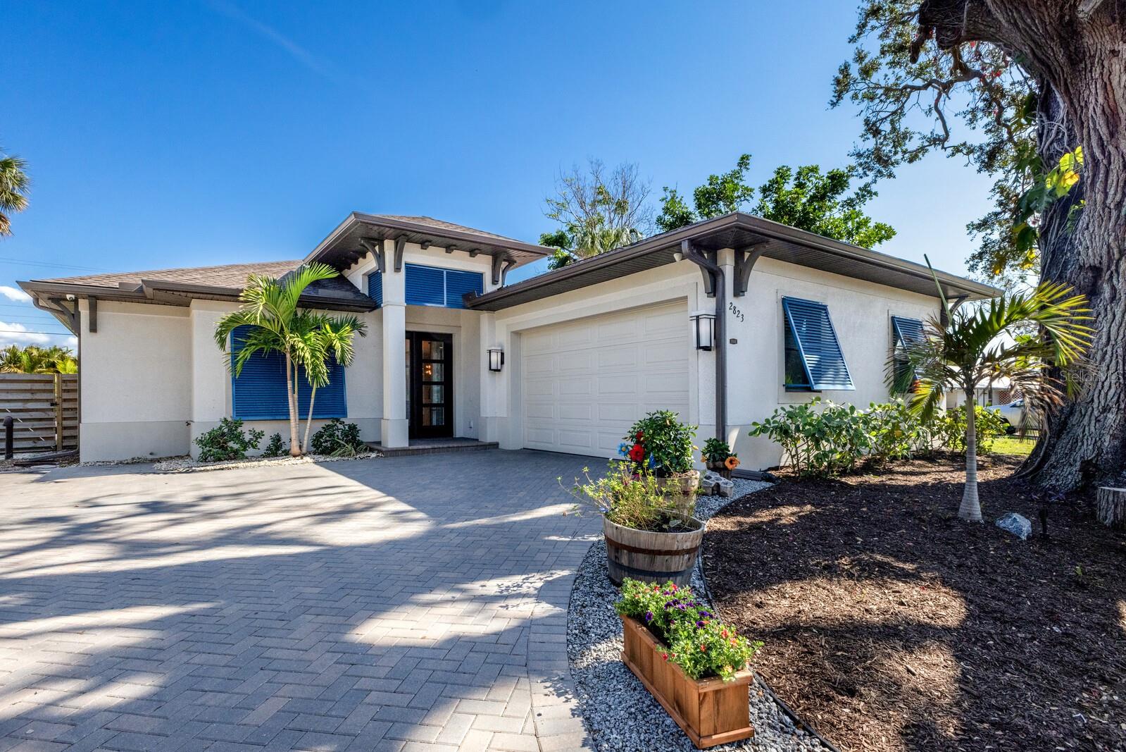 2823 Marshall Dr, Sarasota, FL 34239 photo