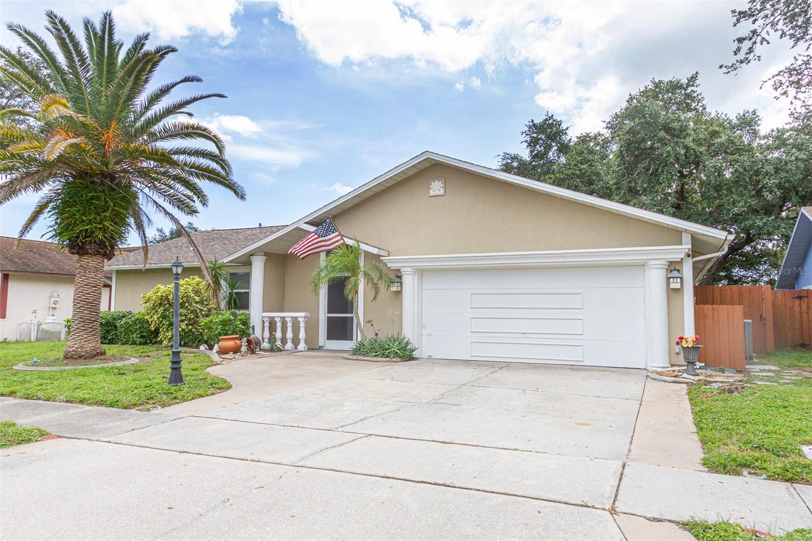 1418 Stonehenge Way, Palm Harbor, FL 34683 photo
