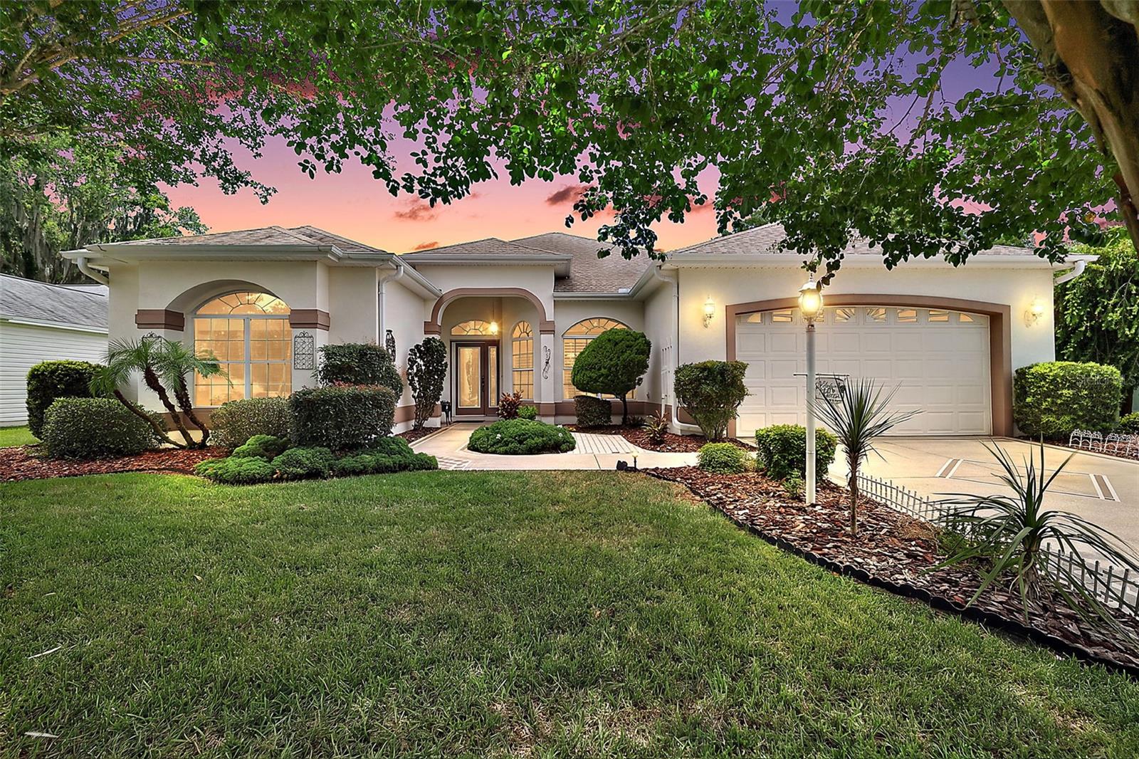 542 Loma Paseo Dr, The Villages, FL 32159