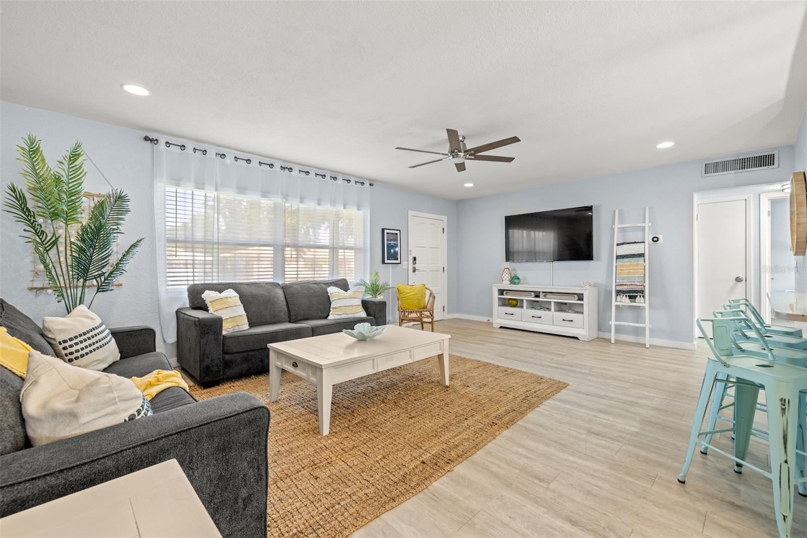 1405 Temple St, Clearwater, FL 33756 photo