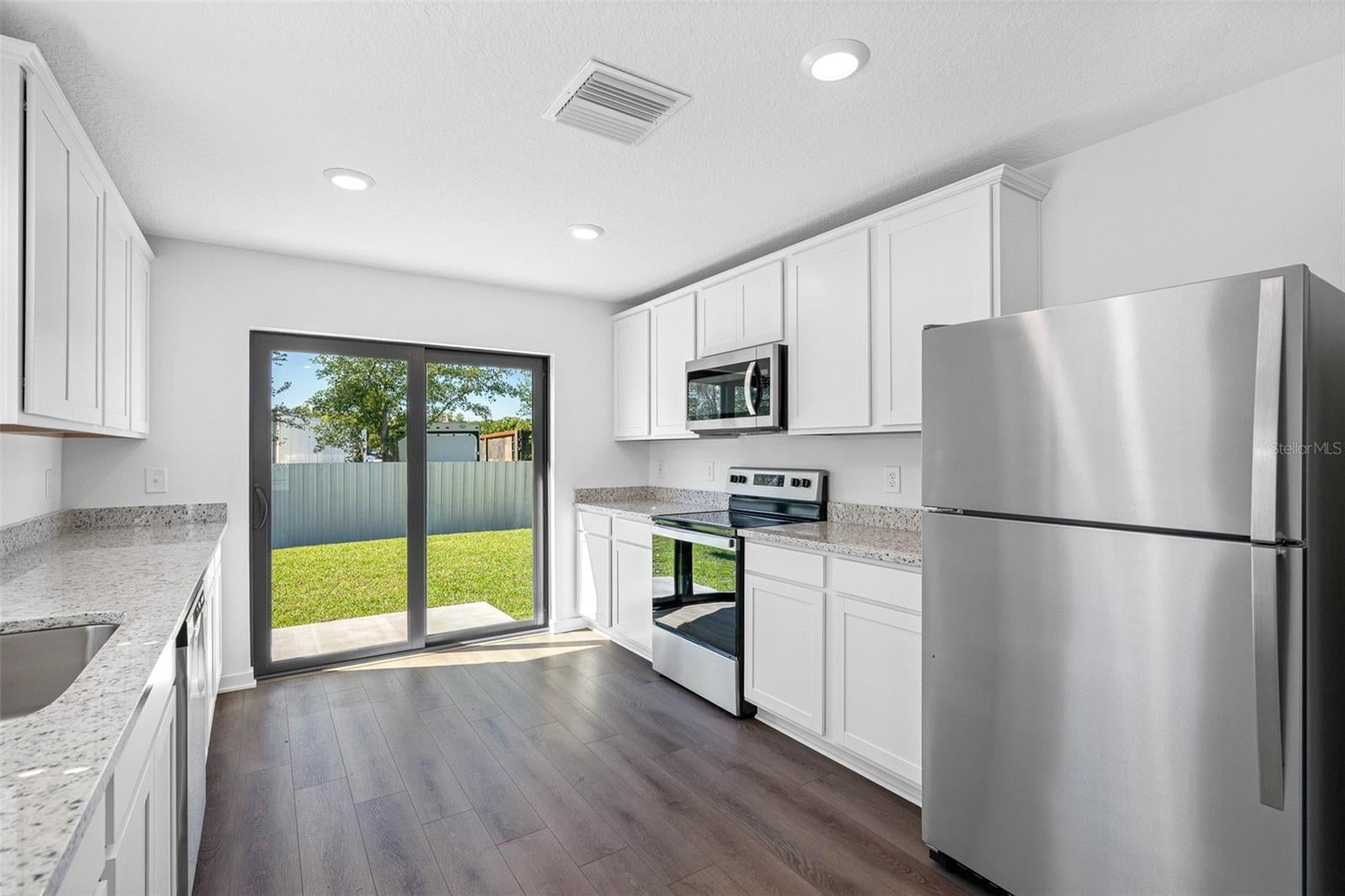11308 Linnet Rd, Weeki Wachee, FL 34614 photo