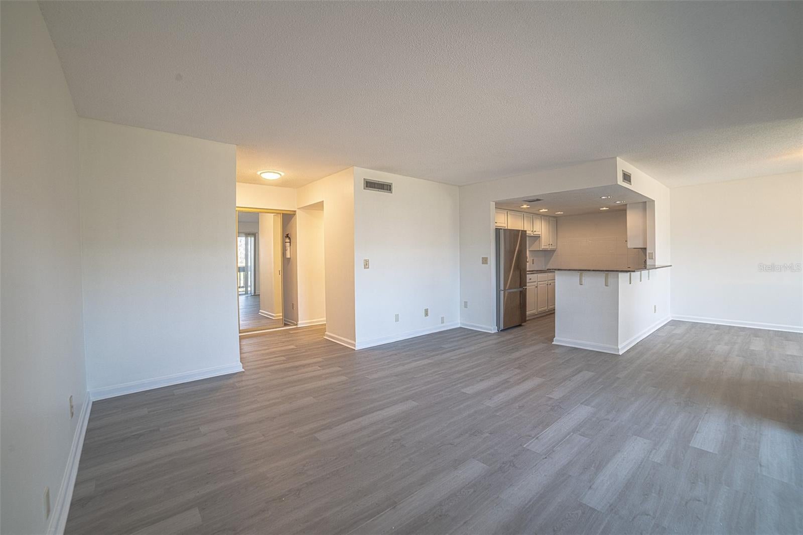 629 N Keene Rd #T 11, Clearwater, FL 33755 photo
