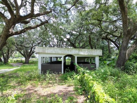 Single Family Residence in DADE CITY FL 21921 US HIGHWAY 98 12.jpg