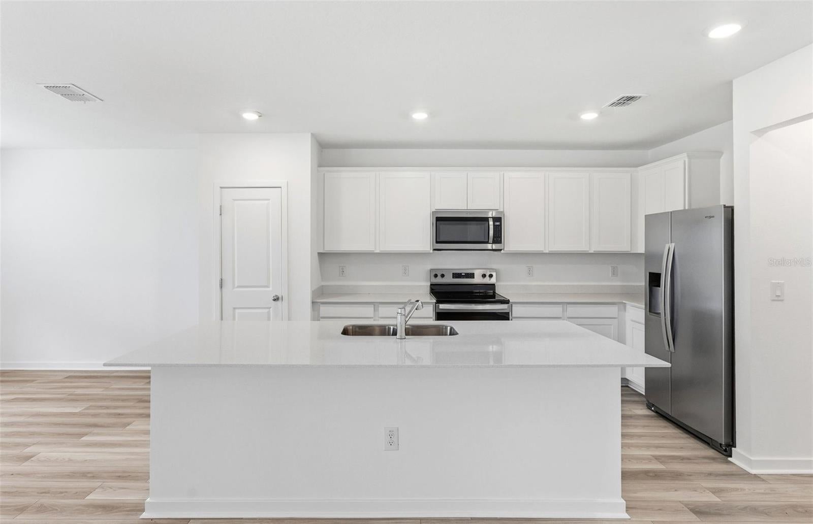 10422 Hidden Banks Gln, Parrish, FL 34219 photo