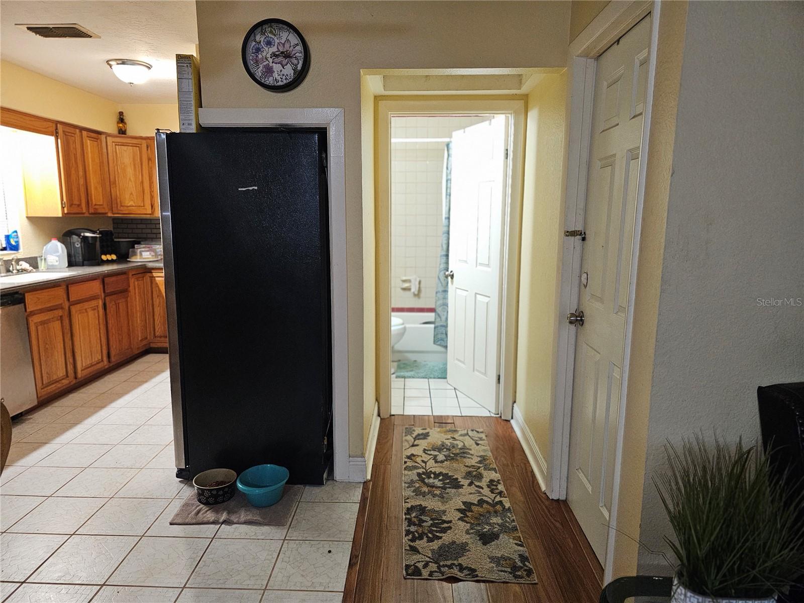 1114 27 St, Ruskin, FL 33570 photo