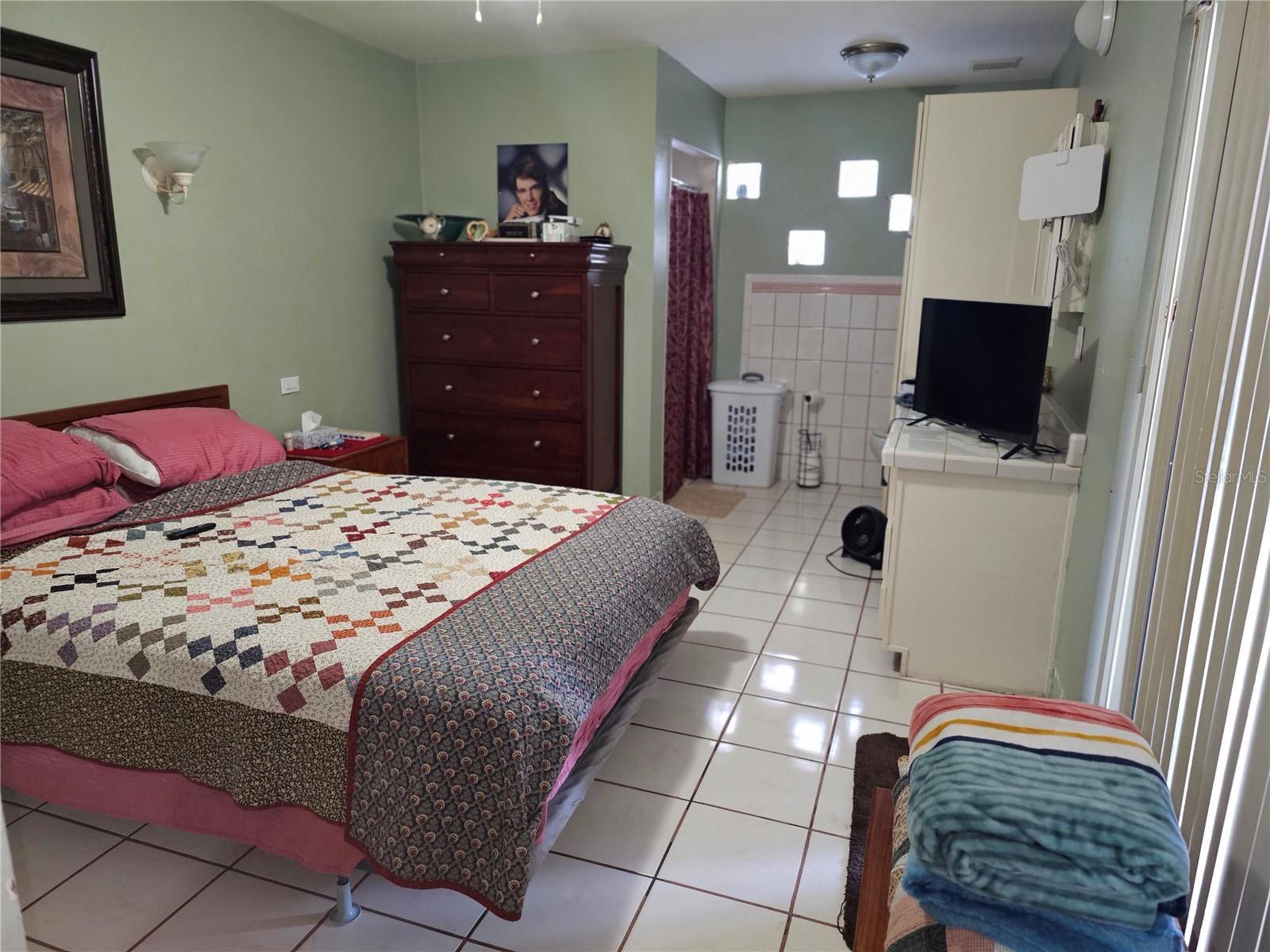 1114 27 St, Ruskin, FL 33570 photo