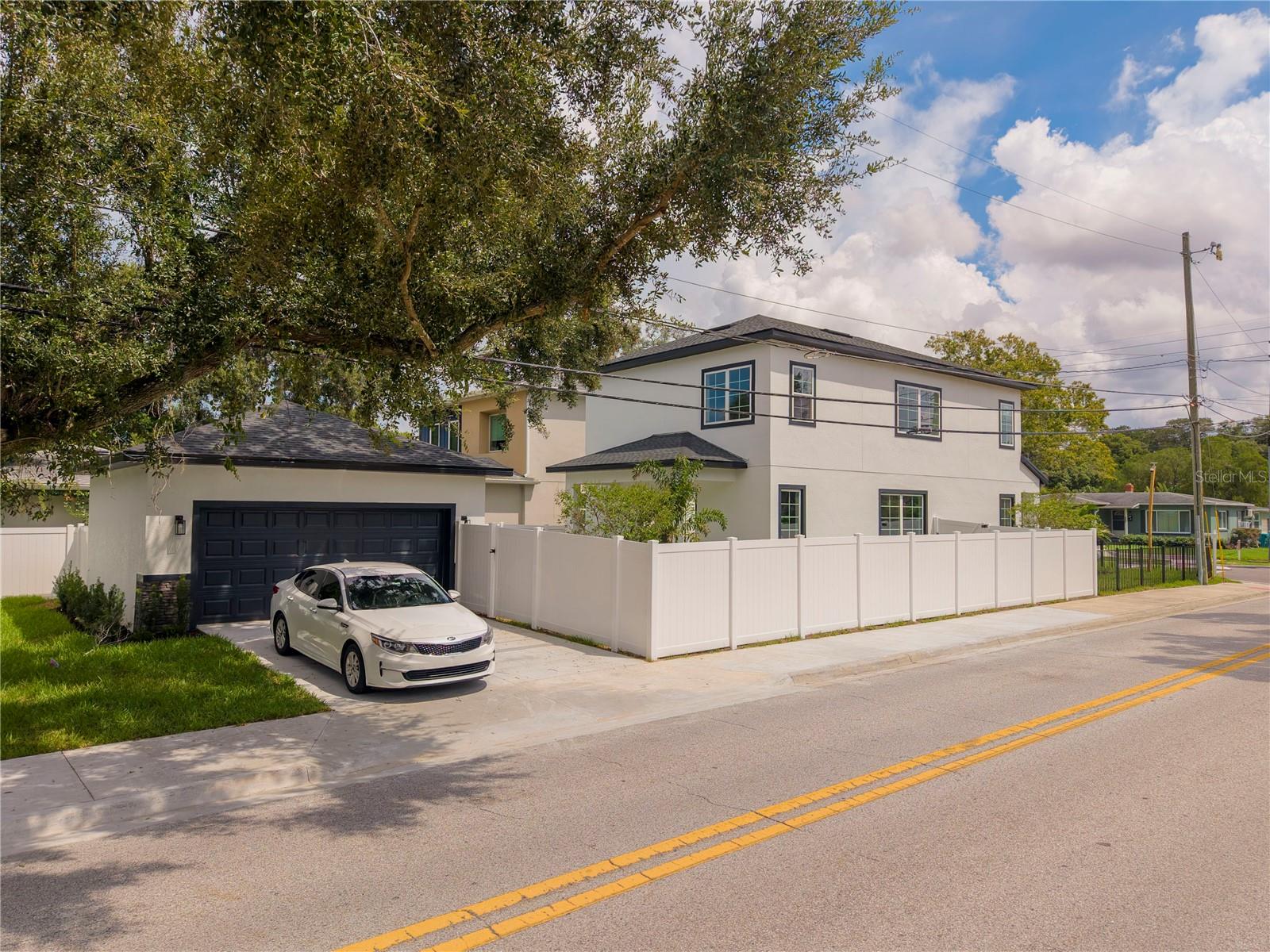 2222 Delaney Ave, Orlando, FL 32806 photo