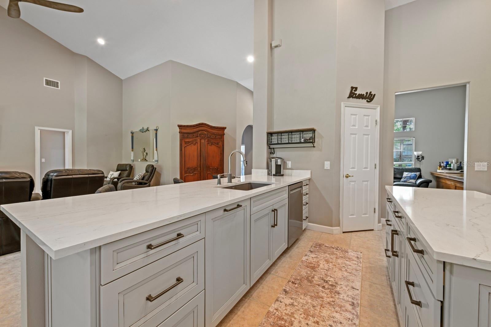 5039 Greenbriar Trl, Mount Dora, FL 32757 photo