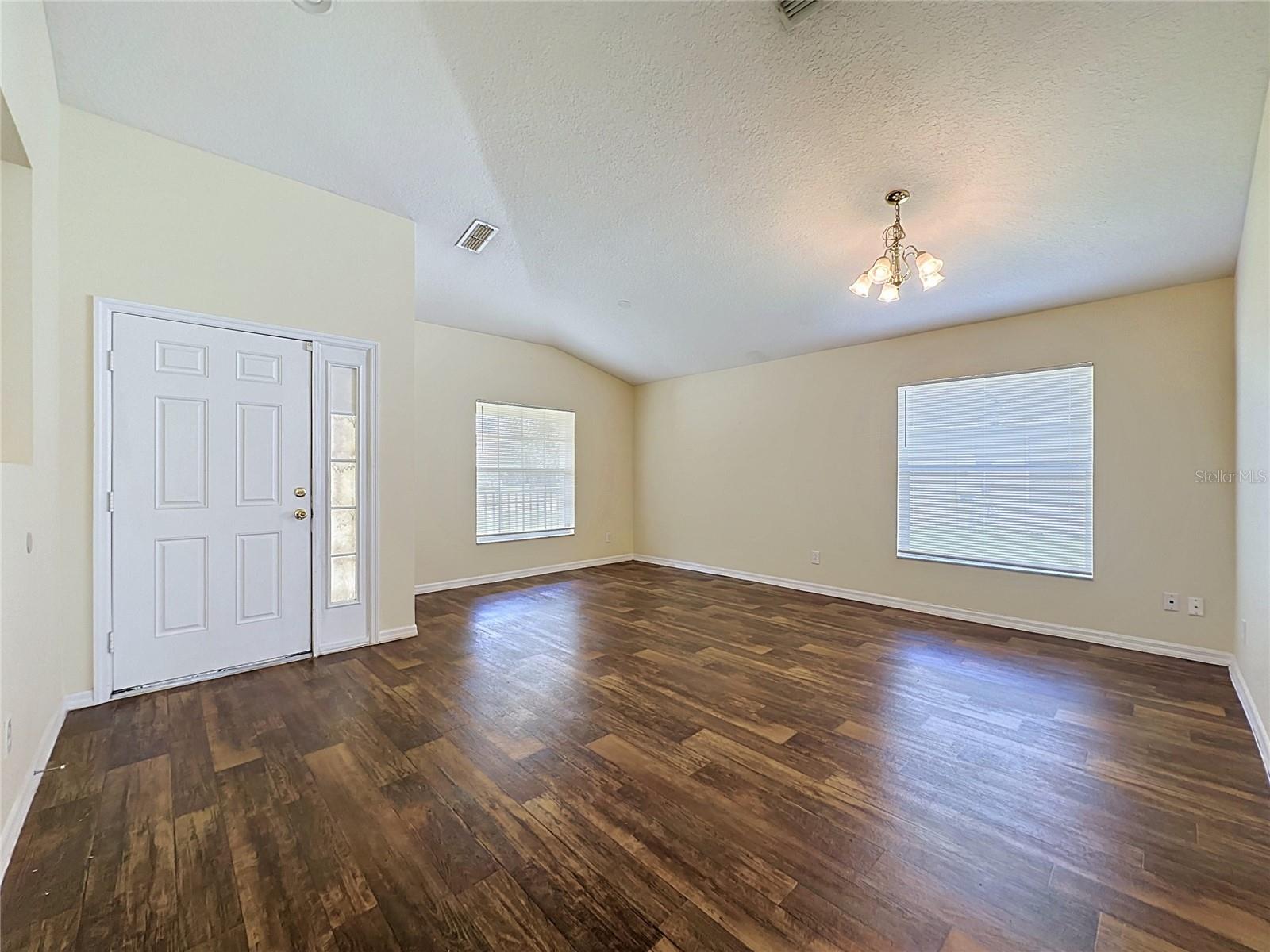 3066 Eagle Crossing Dr, Kissimmee, FL 34746 photo