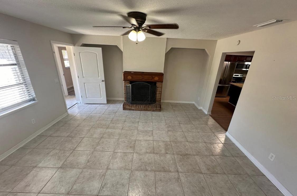 2211 Sunny View Dr, Oviedo, FL 32765 photo