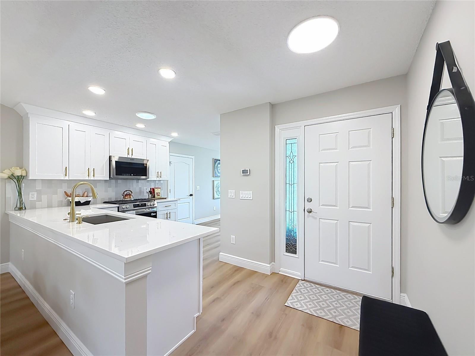 1305 La Estrellita Way, The Villages, FL 32162 photo