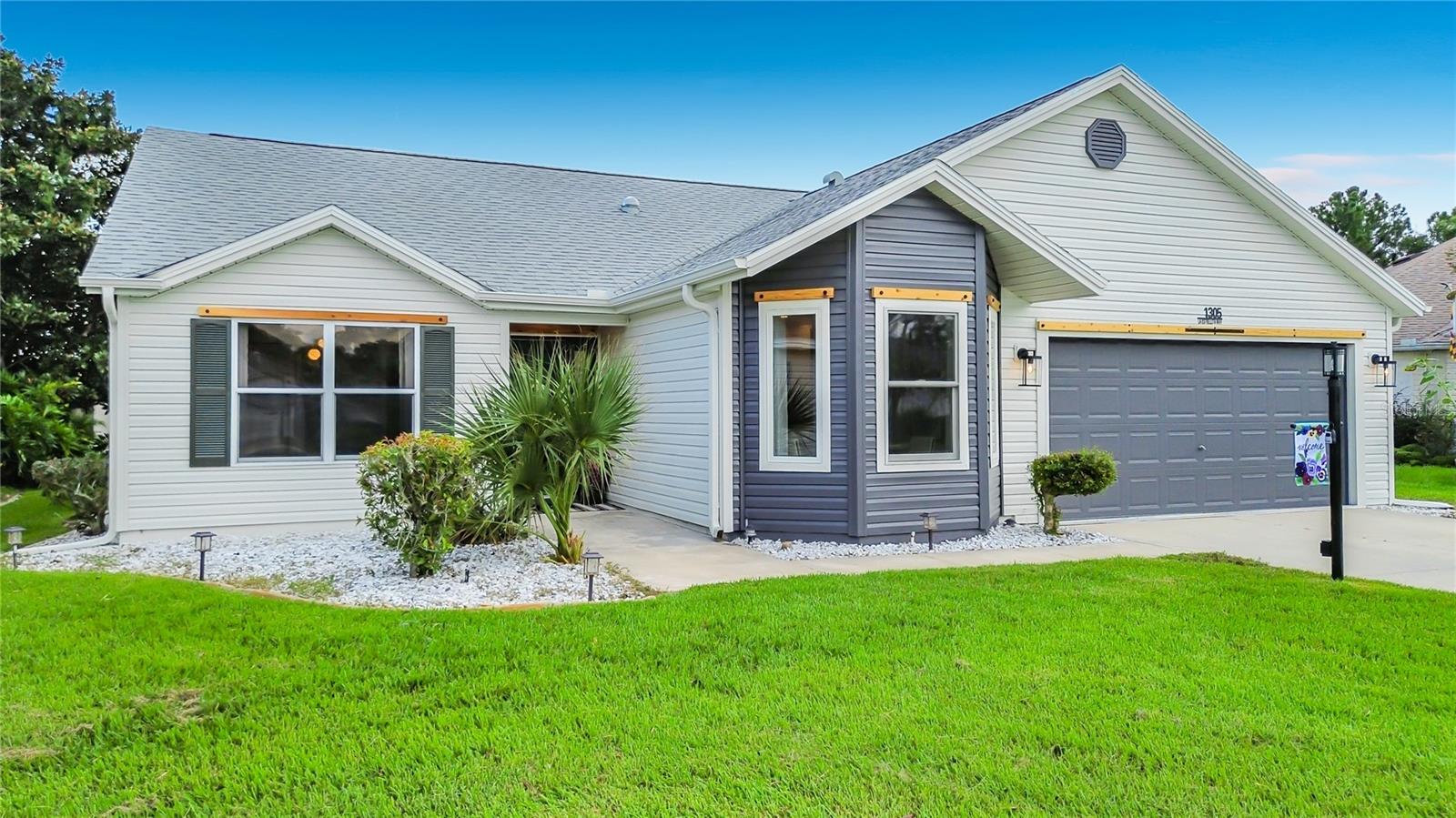 1305 La Estrellita Way, The Villages, FL 32162 photo