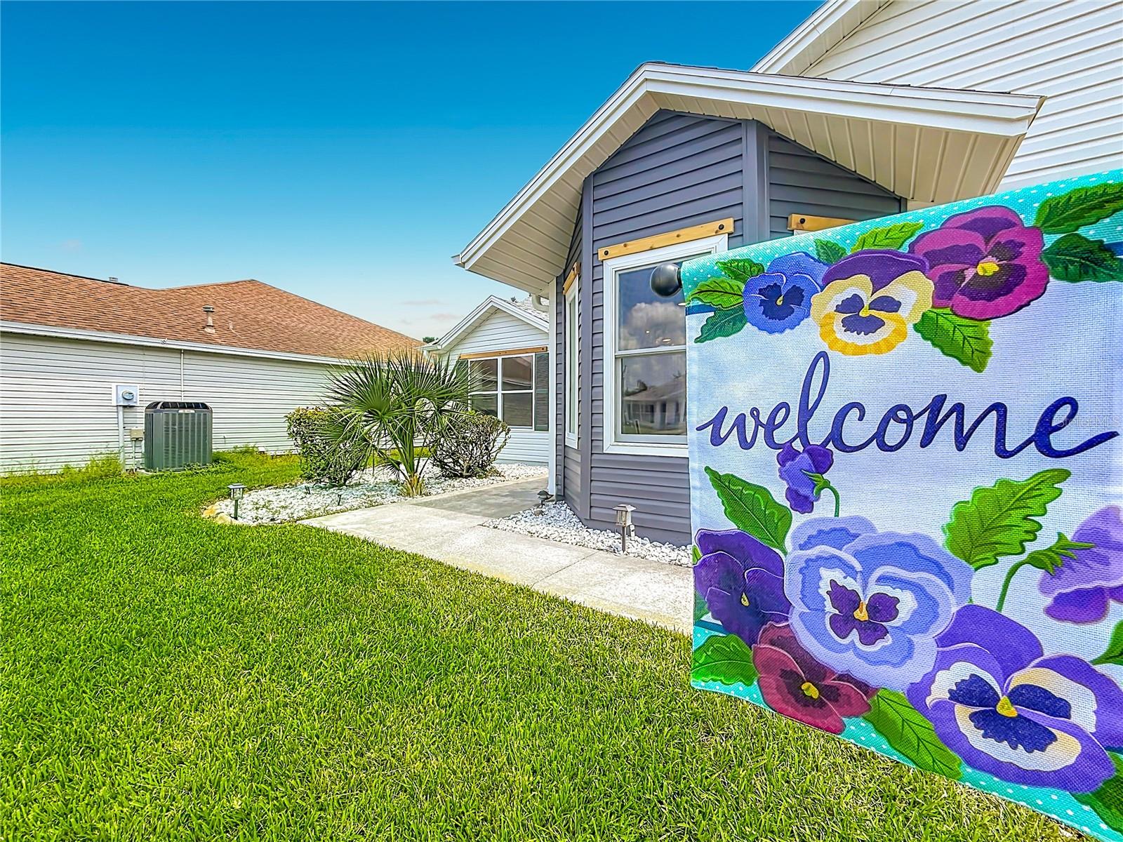 1305 La Estrellita Way, The Villages, FL 32162 photo