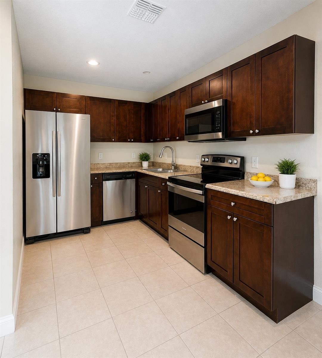 1002 Mayfair Pl, Kissimmee, FL 34758 photo