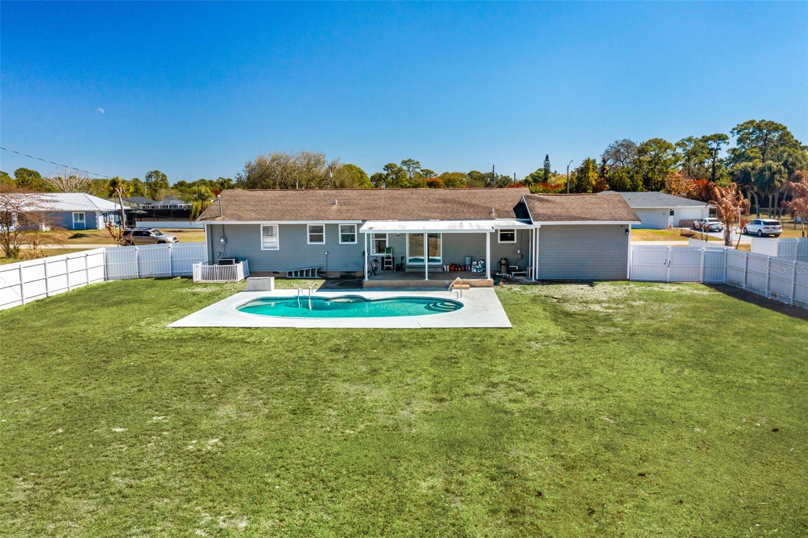 323 Greenwood Ave, Lehigh Acres, FL 33936 photo