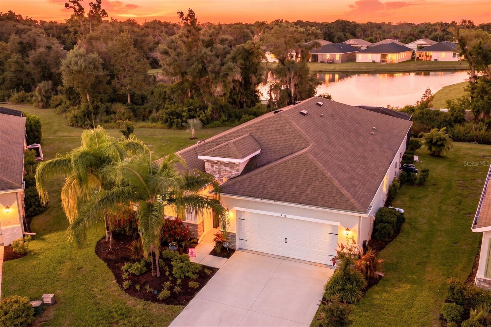5711 Oak Bridge Ct, Bradenton, FL 34211 photo