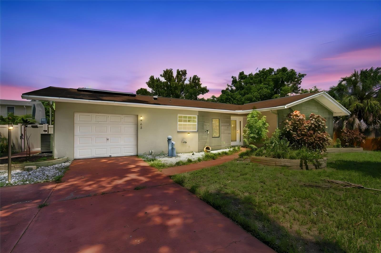 6463 1 Ave, Saint Petersburg, FL 33710