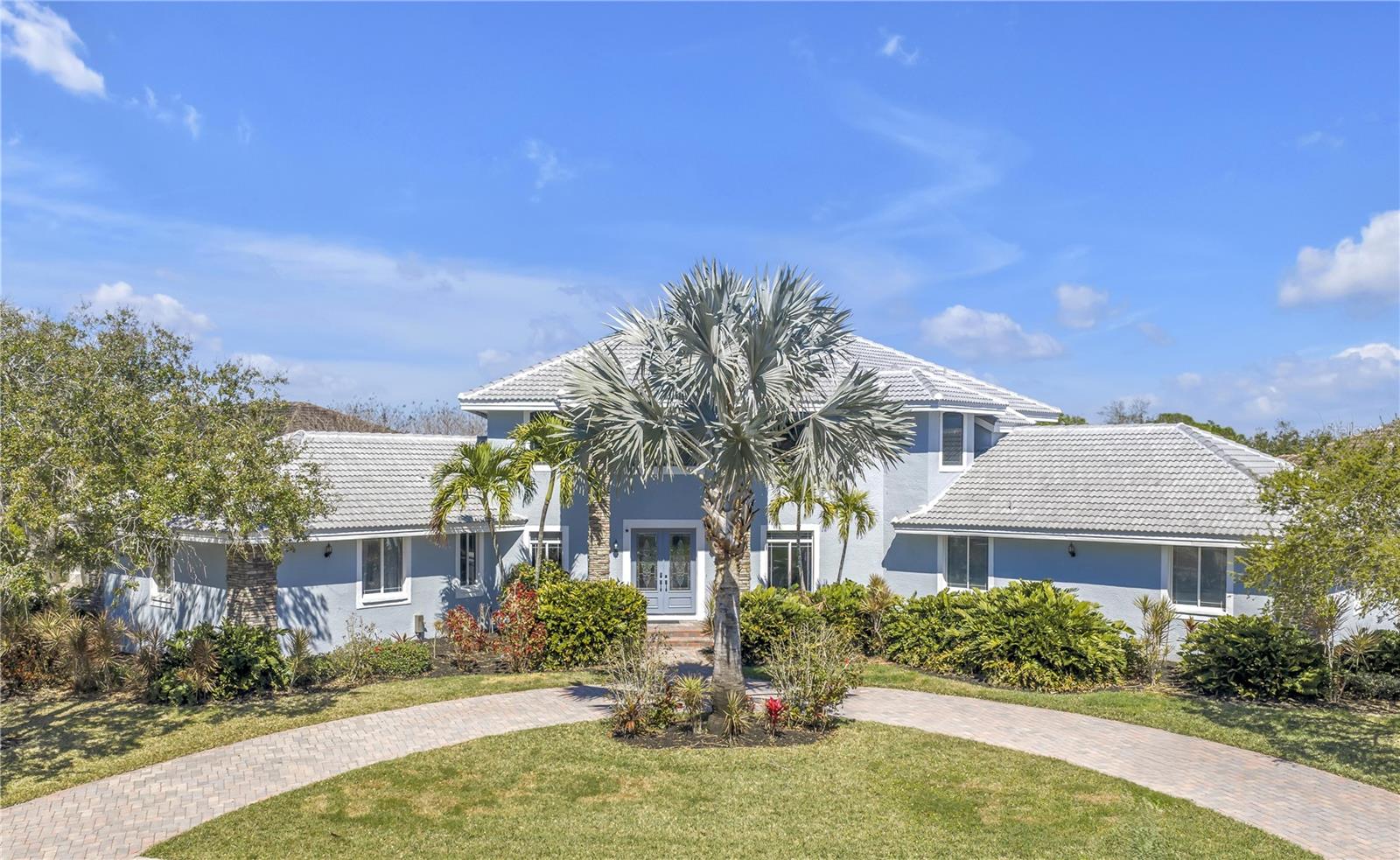 14365 Eagle Pointe Dr, Clearwater, FL 33762