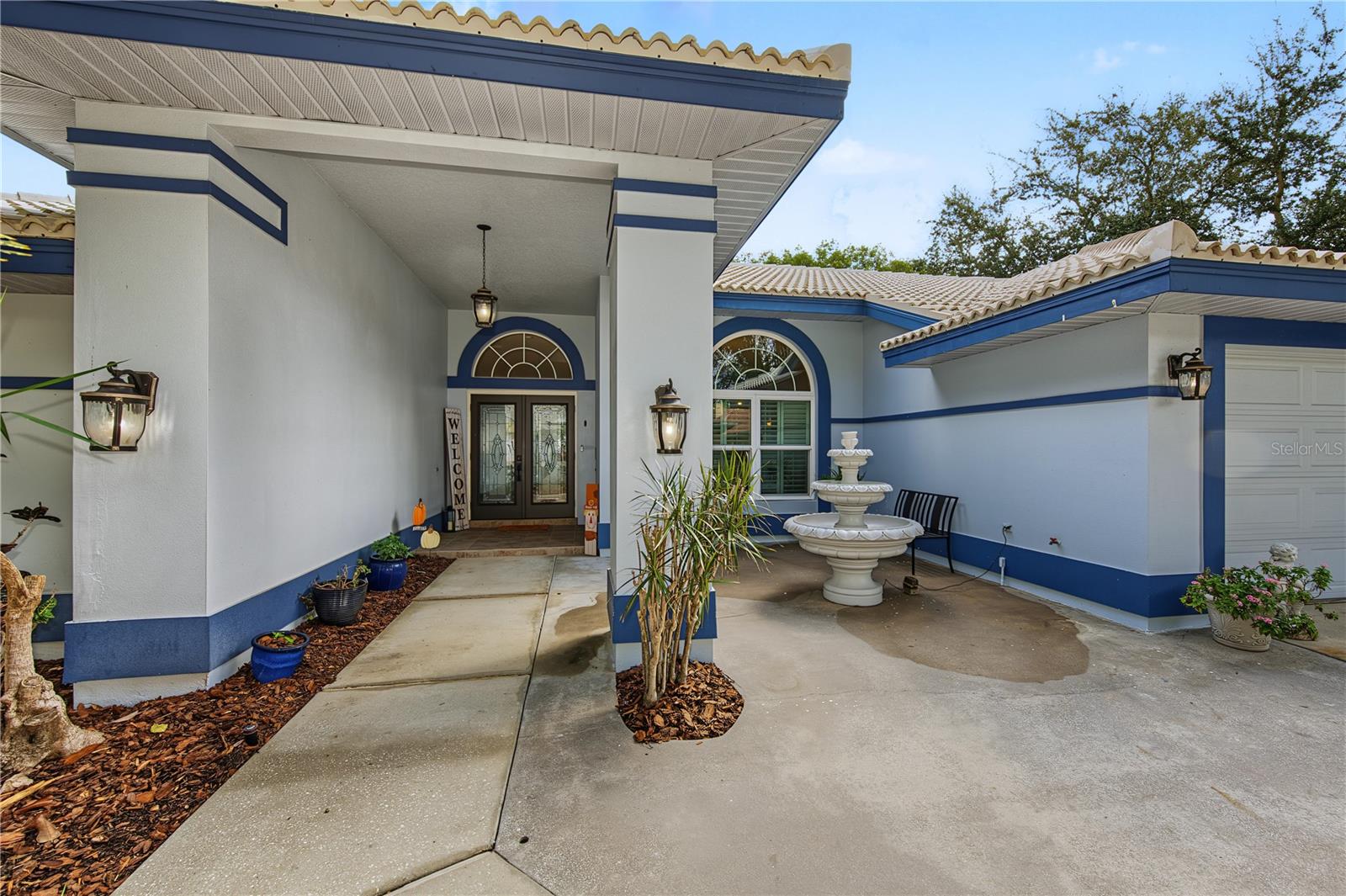 2233 Pinnacle Cir, Palm Harbor, FL 34684 photo