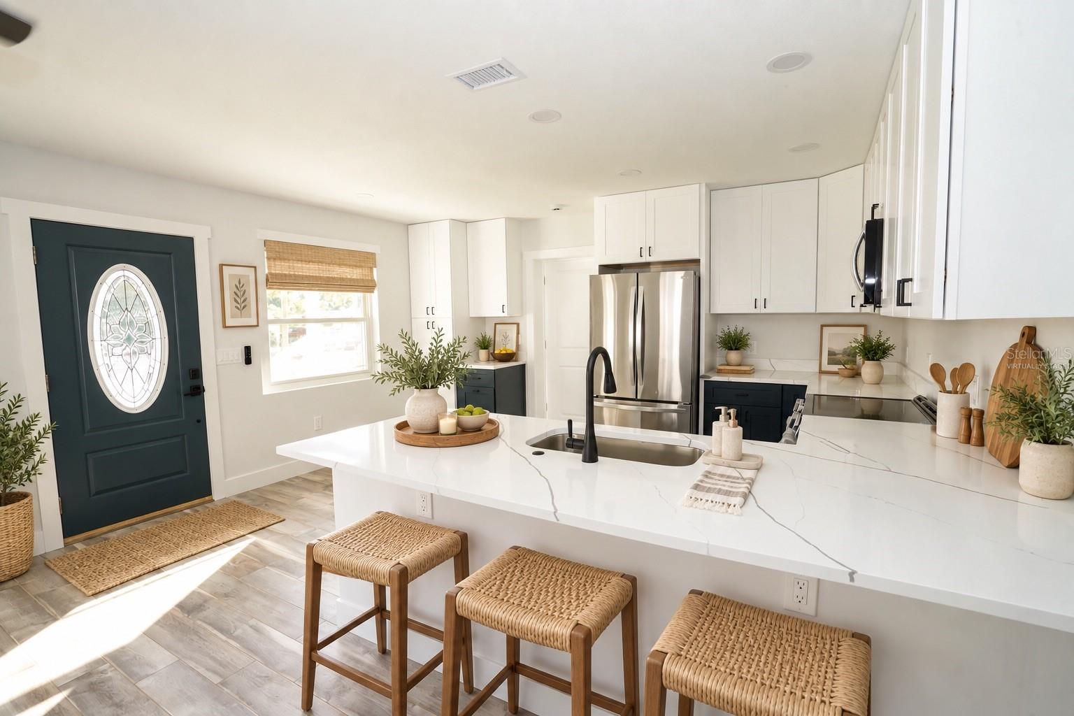 5817 Dartmouth Ave, Saint Petersburg, FL 33710 photo