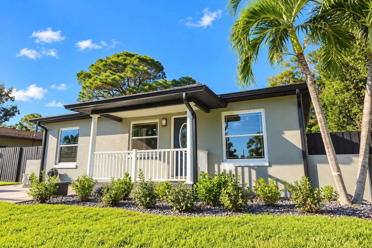 5817 Dartmouth Ave, Saint Petersburg, FL 33710 photo