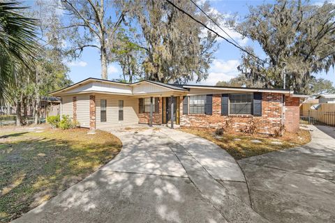 Single Family Residence in JACKSONVILLE FL 7653 ROLLING HILLS DRIVE.jpg