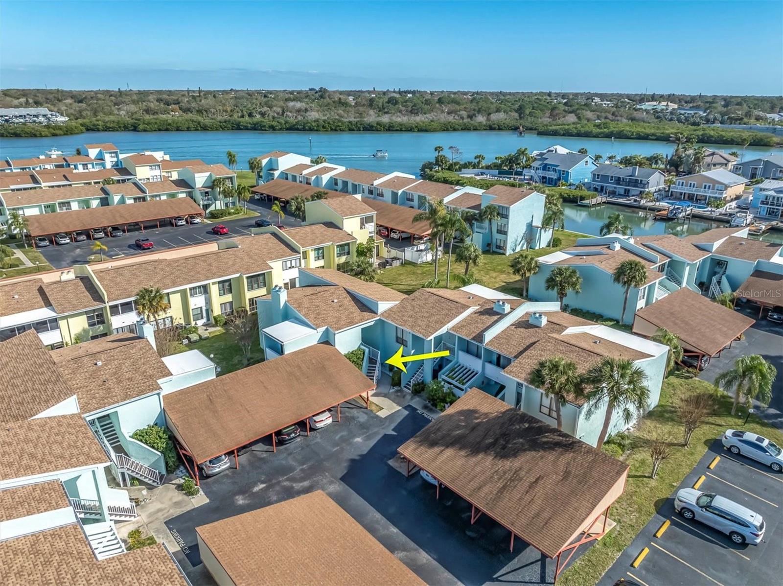 1 Windrush Blvd, Indian Rocks Beach, FL 33785