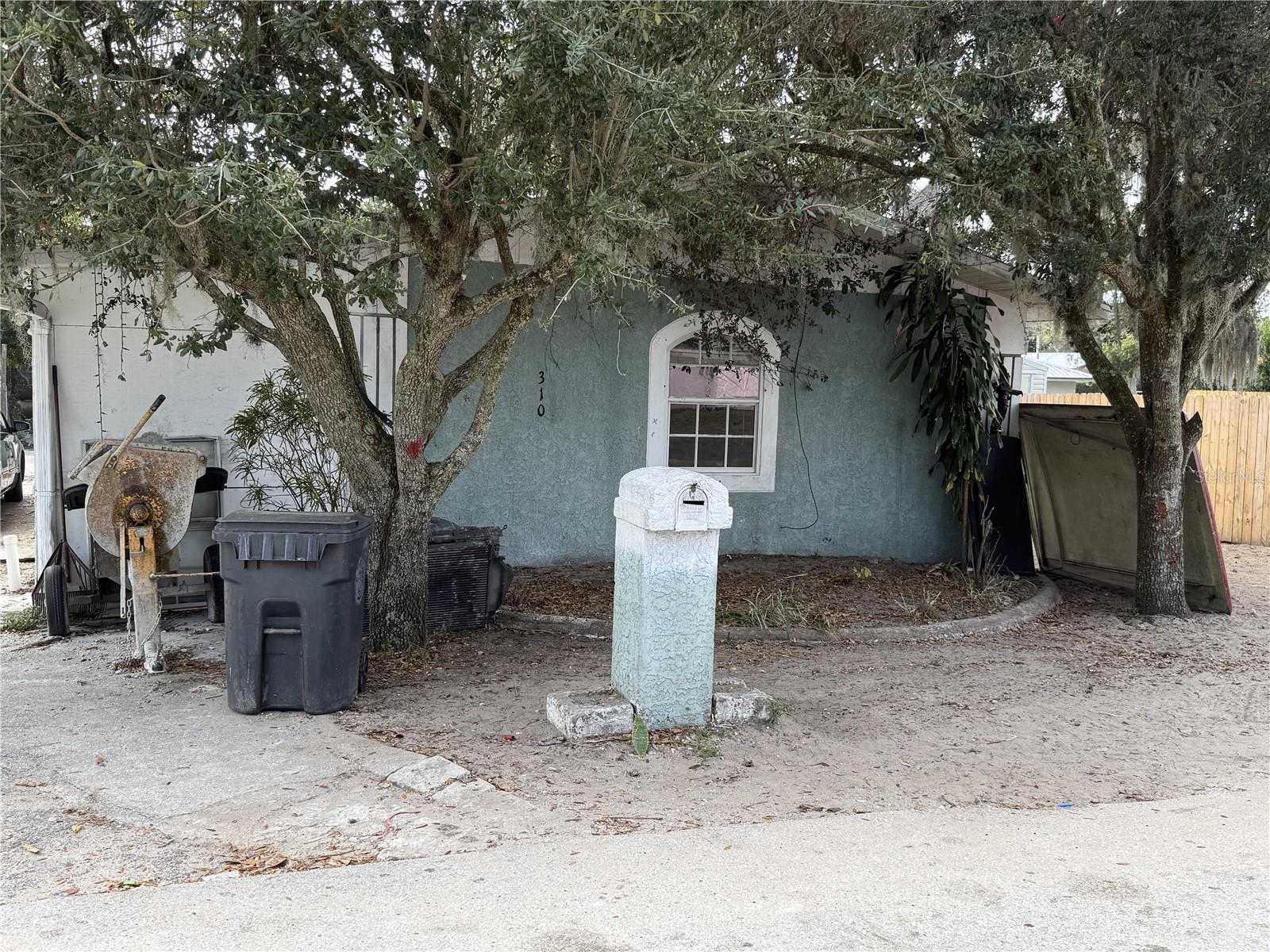 310 E Booker St, Avon Park, FL 33825 photo