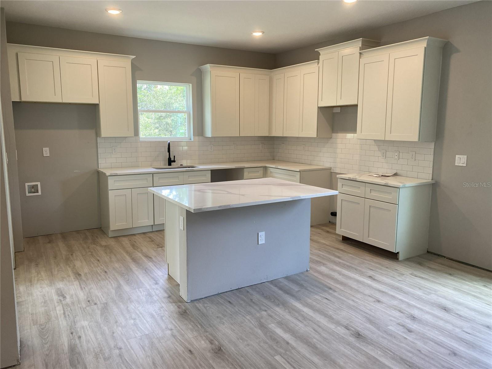 13051 Hornbill Rd, Brooksville, FL 34614 photo